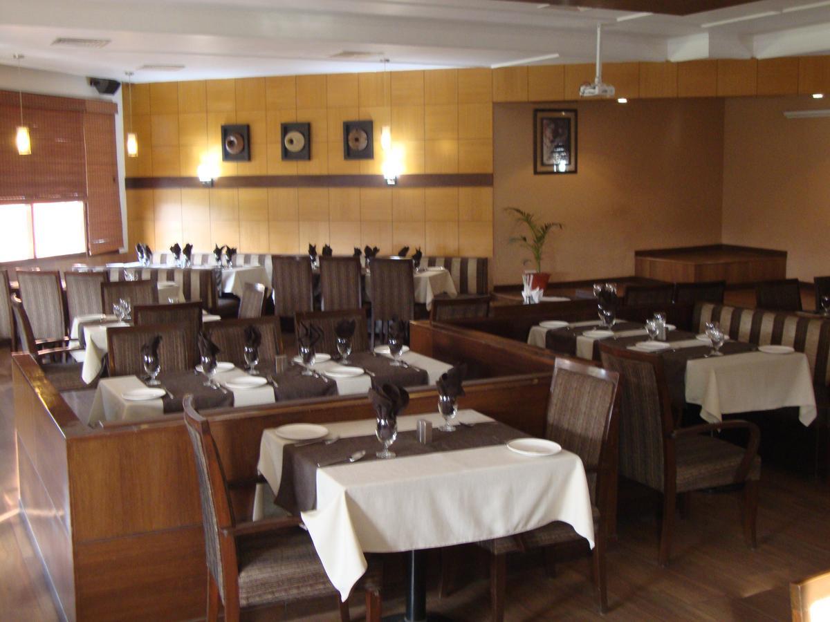 Hotel North Park Panchkula Extérieur photo